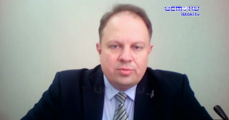 Вернуть их можно в любой момент. Глава областного депздрава Станислав Шувалов высказал свое мнение о частичной отмене QR-кодов в регионе