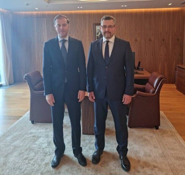 Мантуров избавил руководителя промышленности и торговли Орловской области Максима Петрова от приставки и.о. 