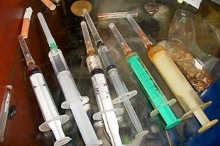 33-летний орловчанин устроил в своей квартире наркопритон