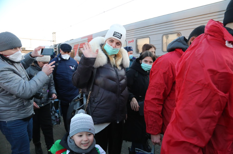Накануне в Орловскую область прибыли первые беженцы из ДНР и ЛНР