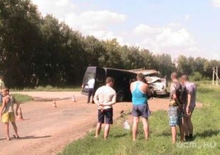 Число погибших в ДТП с орловским микроавтобусом под Липецком выросло до двух