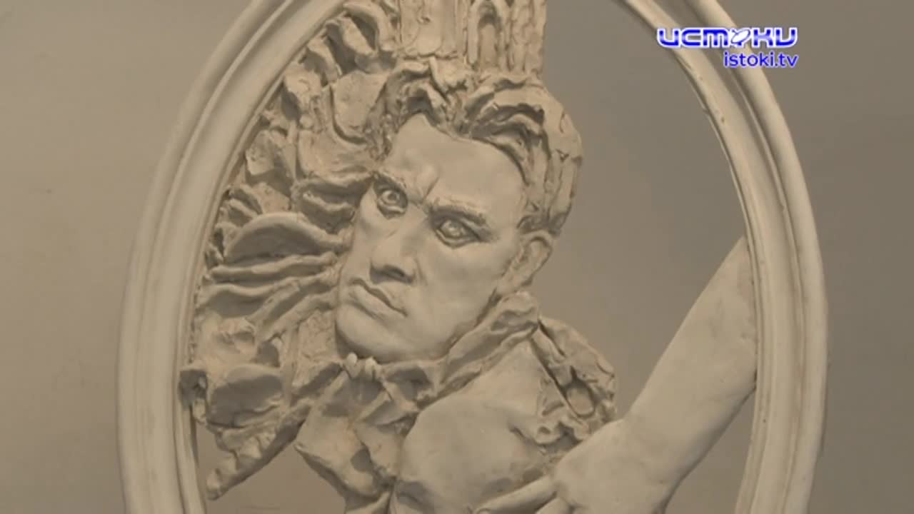 Работы мастера с мировым именем украшают улицы Москвы, Калуги, Орла и многих других городов России.