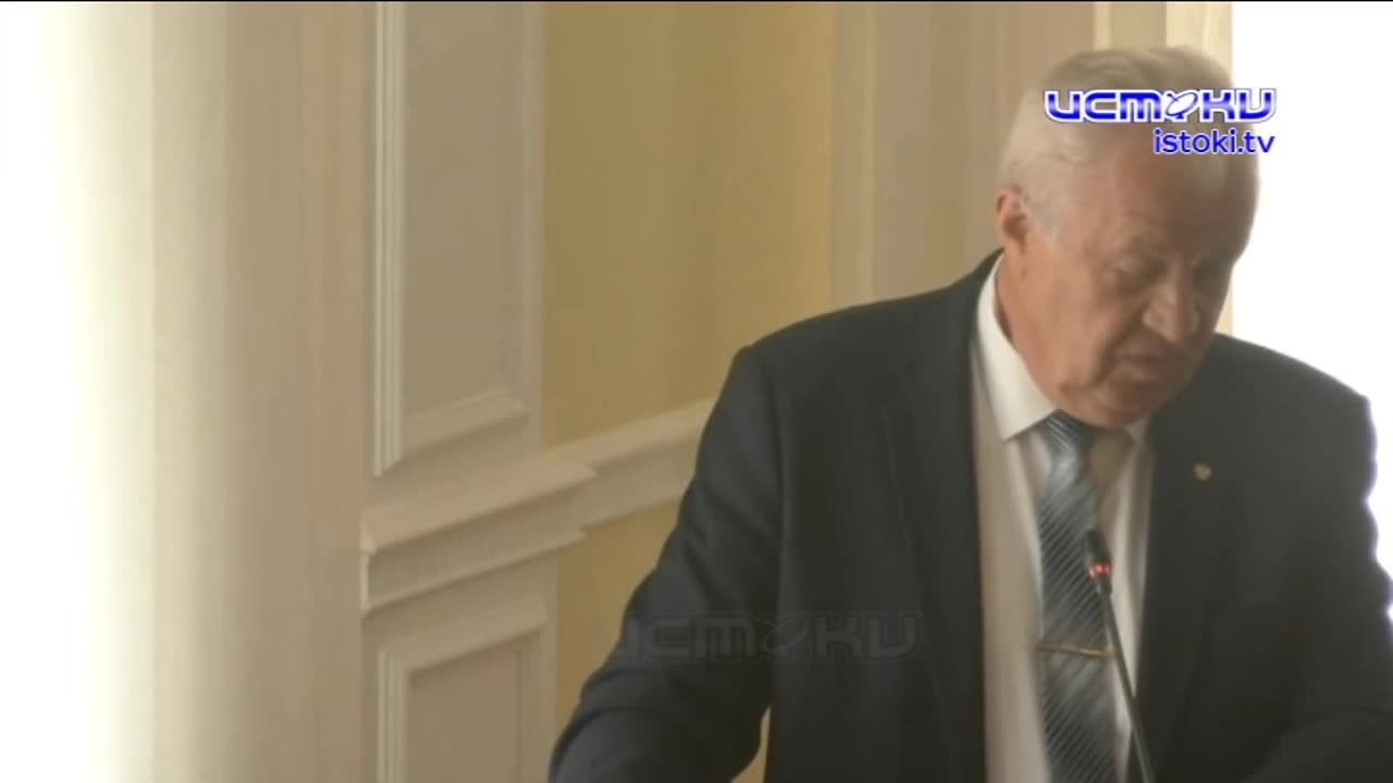 Итоги прошедшего отопительного сезона, задачи к предыдущему, а также дороги и их ремонт