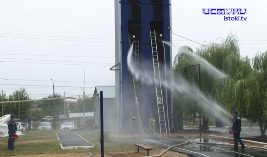 В Орле прошли соревнования на "Лучшее отделение на автоцистерне"