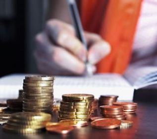 Орловские налоговики пополнили казну государства на 12,5 миллиарда рублей