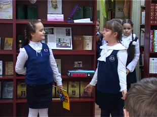 Школьники Советского района приняли участие в поэтическом вечере 