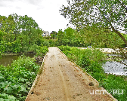 В районе д. Тайное перекрыли движение по мосту