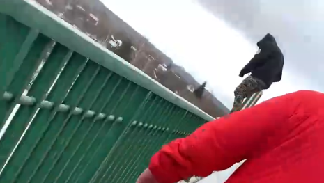 ВИДЕО: орловчанин спас человека от смерти, а в итоге оказался жертвой мошенников