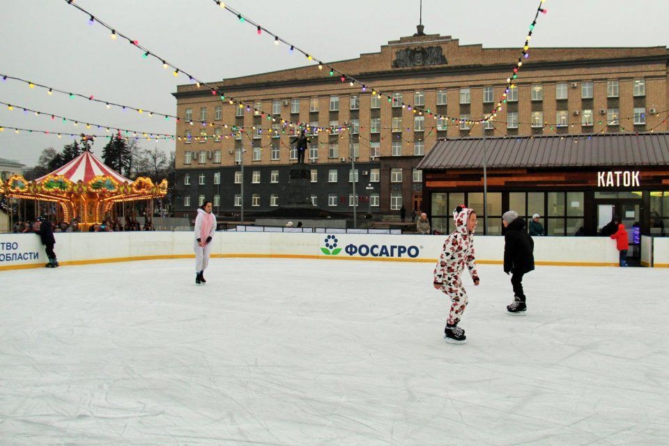 “Сможем вместе”: на центральном катке города пройдет спортивный праздник.