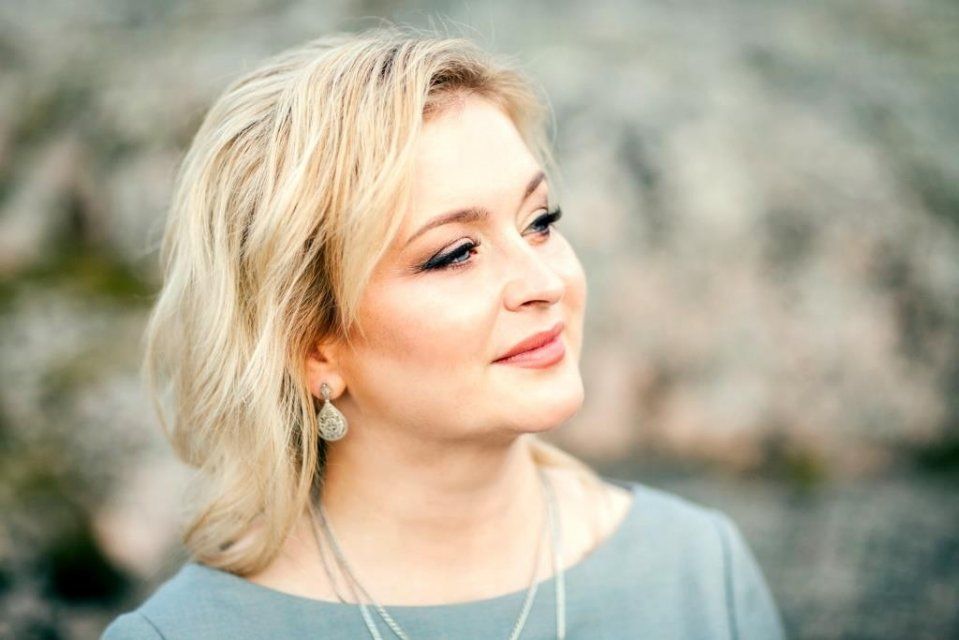 Певица Наталья Куприянова разыграет приглашение на концерт в прямом эфире Ретро FM в Орле