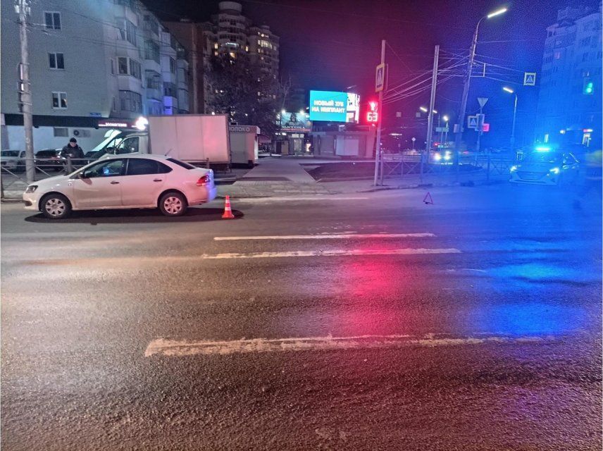 В Орле ребенок попал под колеса автомобиля на пешеходном переходе