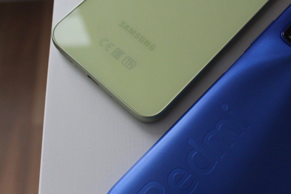 Xiaomi и Samsung стали самыми популярными смартфонами у орловцев