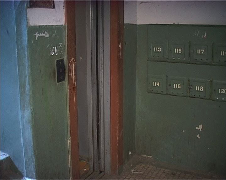 Реклама в лифтах