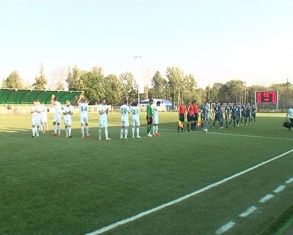 «Орел» не смог обыграть дружественных «космонавтов» 