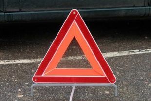 В Орловском районе столкнулись три автомобиля. Погибла женщина