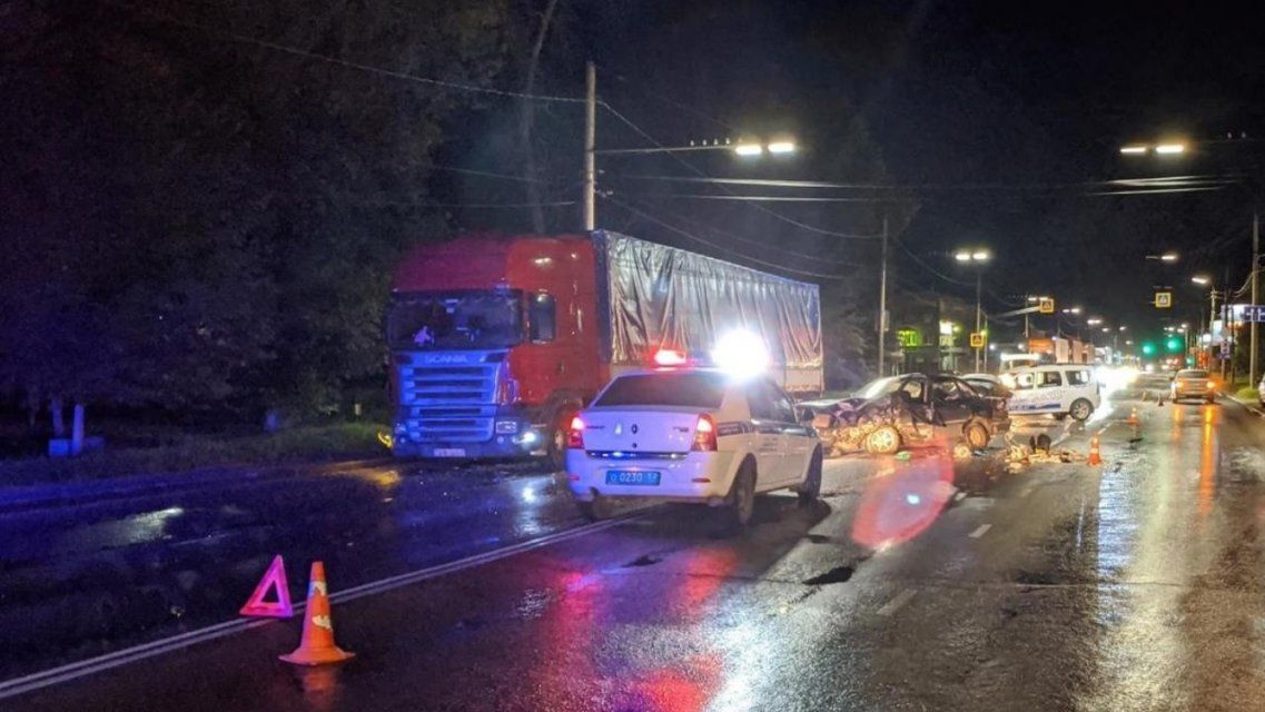 В Орле водитель «Ауди» собрал ДТП с четырьмя авто 
