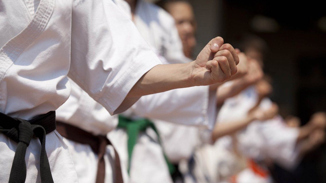 На орловский татами вышла 1000 участников первенства России по всестилевому карате