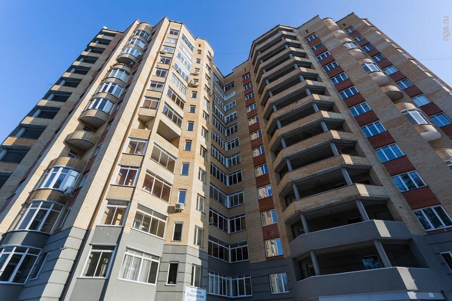 В Орловской области сравнили мартовские цены на новые квартиры и вторичку