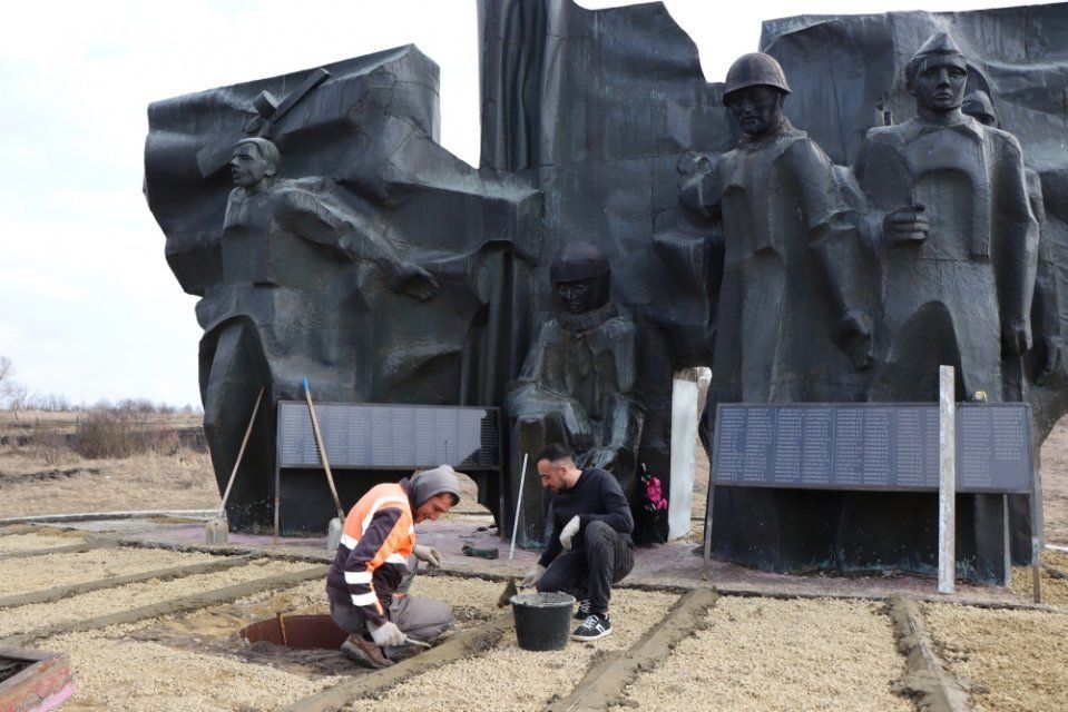 В селе Вожово преобразится территория у мемориала воинам-землякам