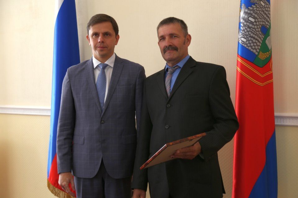 Механизатор из Орловской области взял серебро на соревнованиях землепашцев