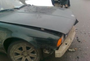 В Орле столкнулись «ВАЗ» и «BMW»