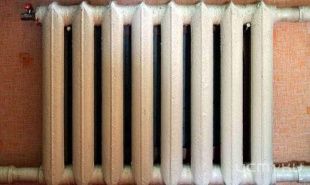 В Должанском районе из здания бывшего детского сада похитили батареи