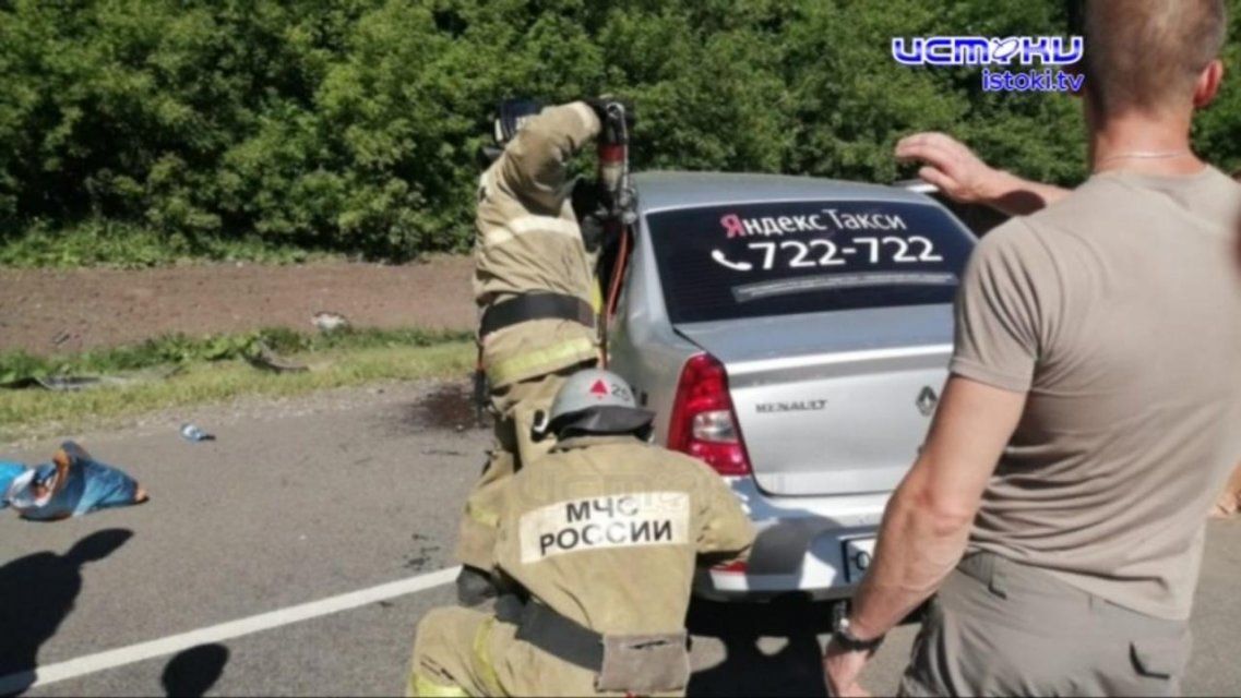 Мост Дружбы забраковали еще до его открытия, а на Орловщине случились ДТП с маршруткой и такси