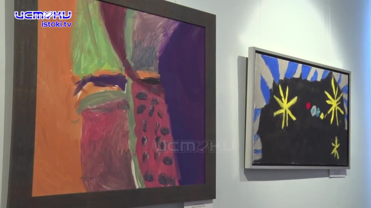 Орловчан приглашают на выставку „ТРИединство“. Открылась она в Орловском музее изобразительных искусств