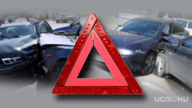 Под Орлом произошло столкновение Тойоты и ВАЗа