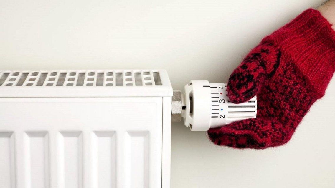 Губернатор просит орловчан жаловаться ему на холодные батареи