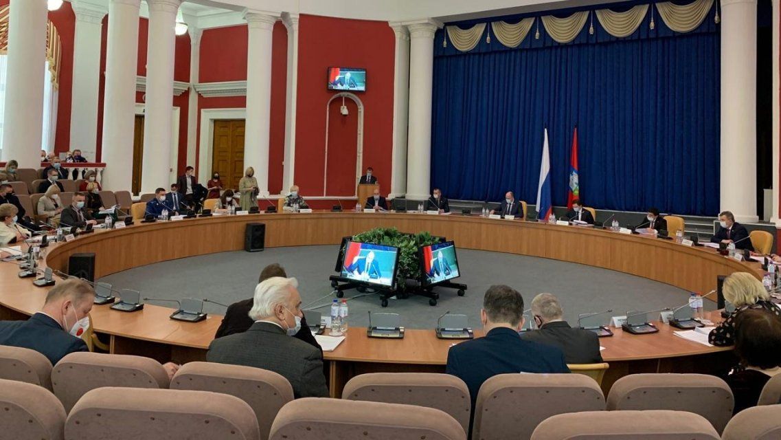 В облсовете сегодня подняли вопрос об отставке мэра Орла Юрия Парахина