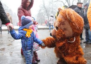 В Городском парке орловчане отпраздновали Масленицу 