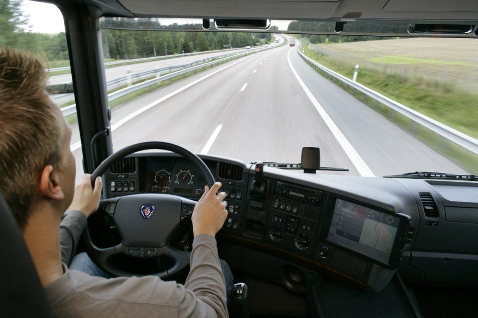 В Орле подсчитали, сколько платят водителям и разнорабочим