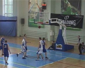 Орел проигрывает курскому "Авангарду" 