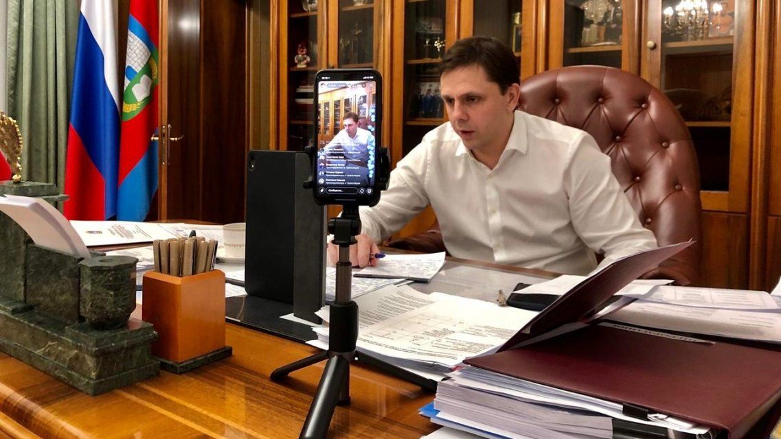 «Попридержите коней»: Клычков пояснил, почему на Орловщине не вводят тотальную изоляцию