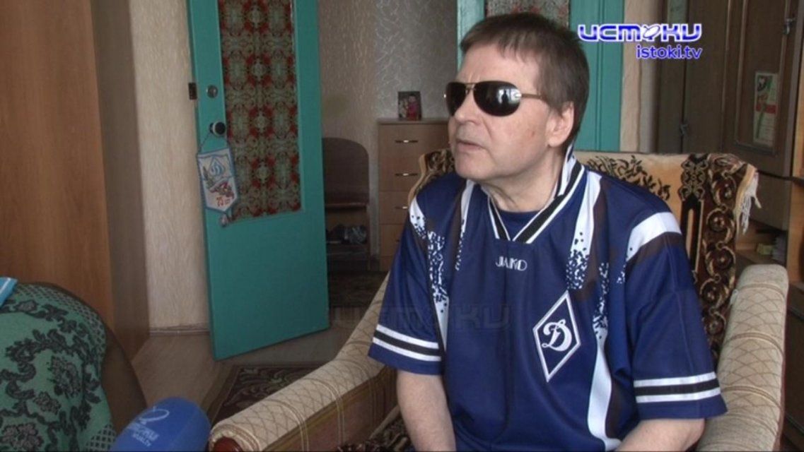 Даже потеряв зрение, не забросил любимое дело: Сергей Стародубцев уже много лет пишет книги об орловском футболе