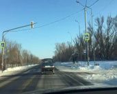 При повороте на деревню Образцово вновь внезапно включили светофор