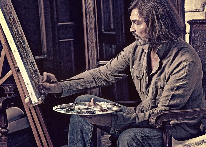 Среди поклонников его творчества — Мадонна и Спилберг: Никас Сафронов покажет свои работы в Орле