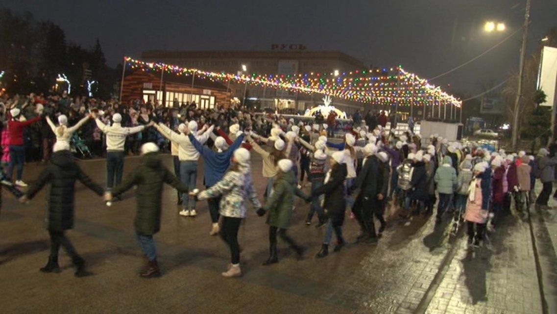 Каток в центре Орла не могут открыть из-за аномально теплой погоды