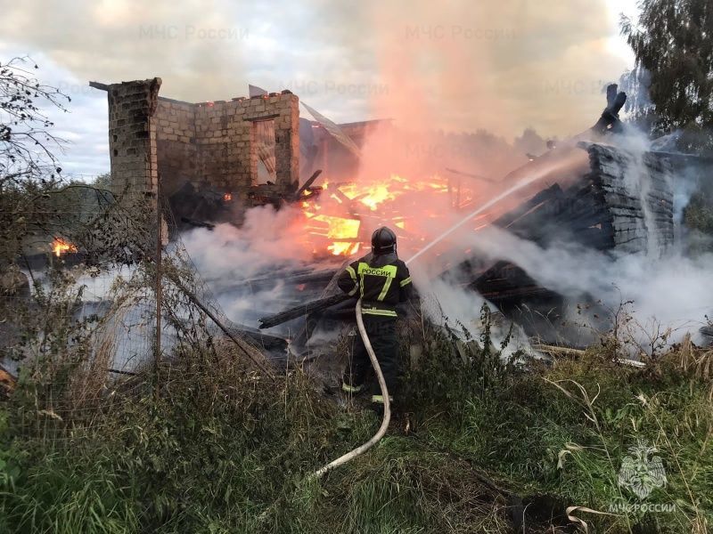 В Дмитровском районе произошел пожар в жилом доме