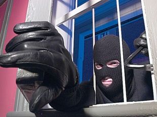 В Орловской области за прошедшие сутки произошло три кражи из сельских магазинов