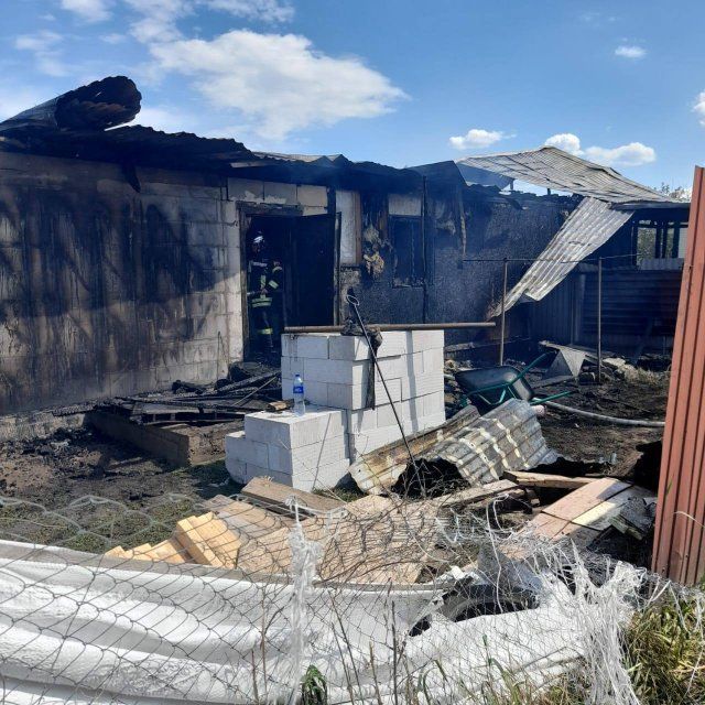 В поселке Субурбия сегодня днем случился пожар