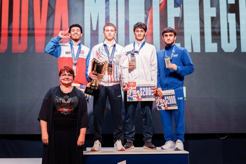 Орловский боксер Платон Козлов стал чемпионом мира!