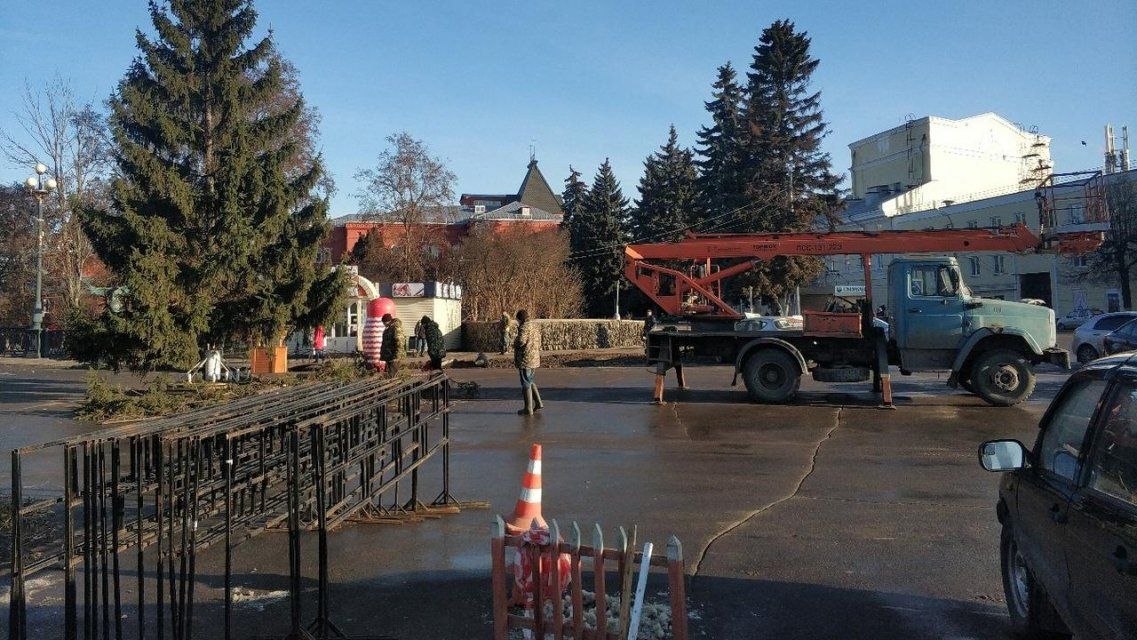 До конца новогодних праздников в Орле нельзя парковаться возле Ленинского моста 