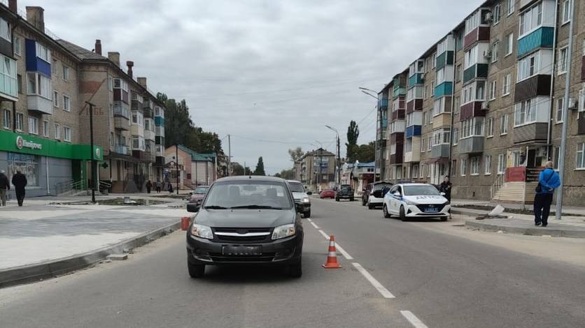 В Ливнах пенсионерка попала под колеса легковушка