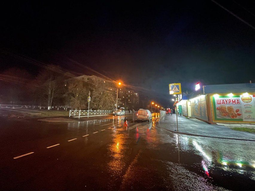 Во Мценске «Лада» на пешеходном переходе сбила подростка
