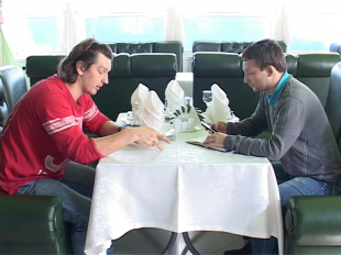 Шоумен из Орла Алексей Карза смог пройти 3-й тур «Comedy Баттл»