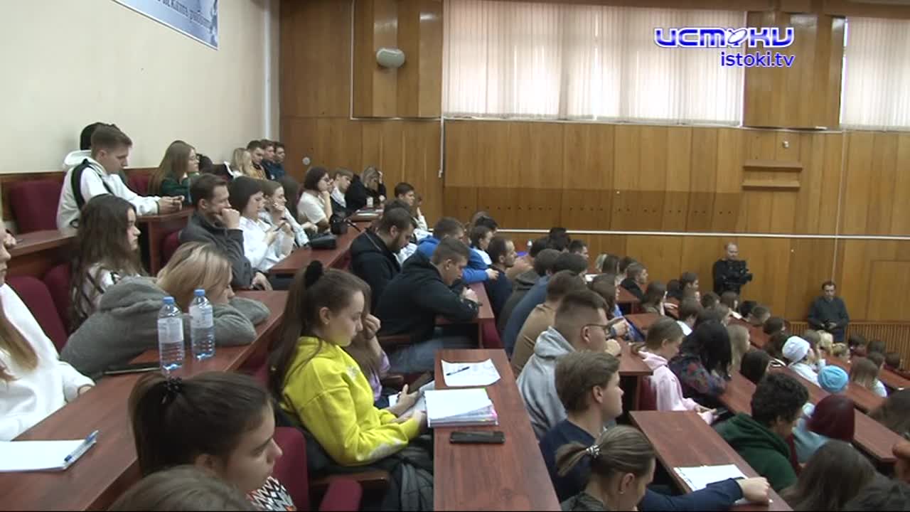 Мусор выбросили, а что с ним происходит дальше? Ответ на этот вопрос получили орловские студенты в рамках лекции от регионального оператора "Зеленая Р...