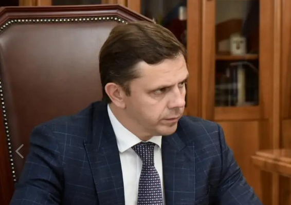 Клычков стремительно «растёт вниз»: медиарейтинг зафиксировал уверенное падение