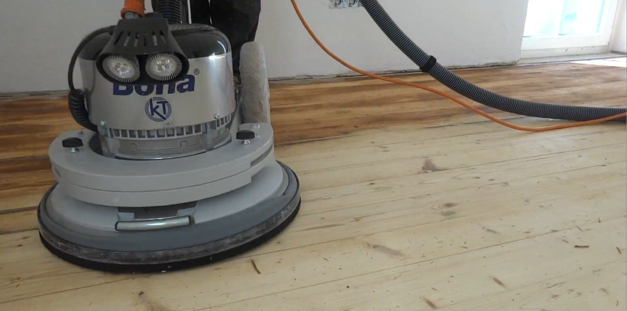 Циклевка паркета: особенности и этапы